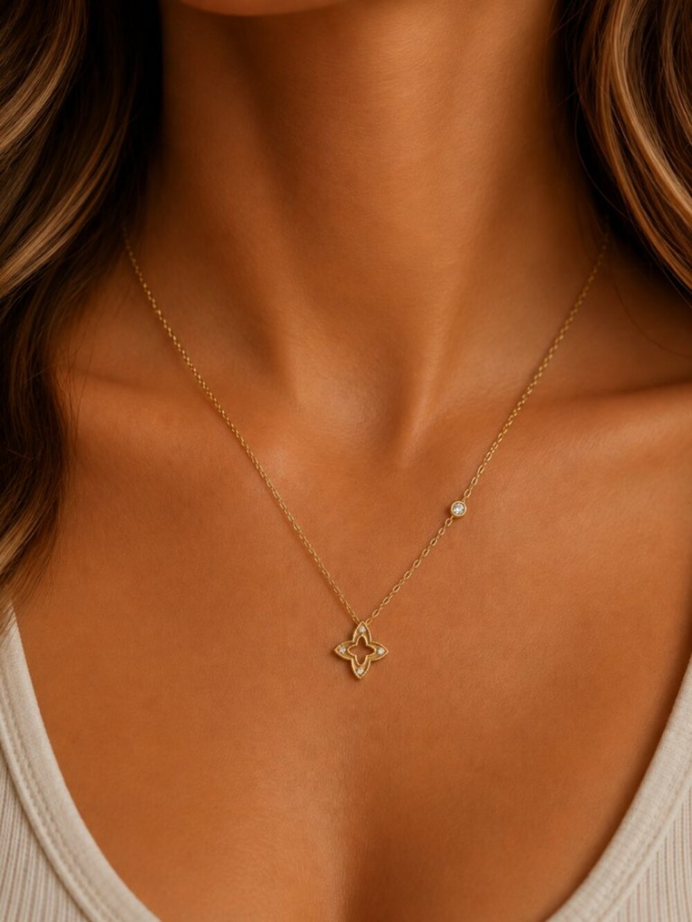 "Clementine" Clover Necklace Gold